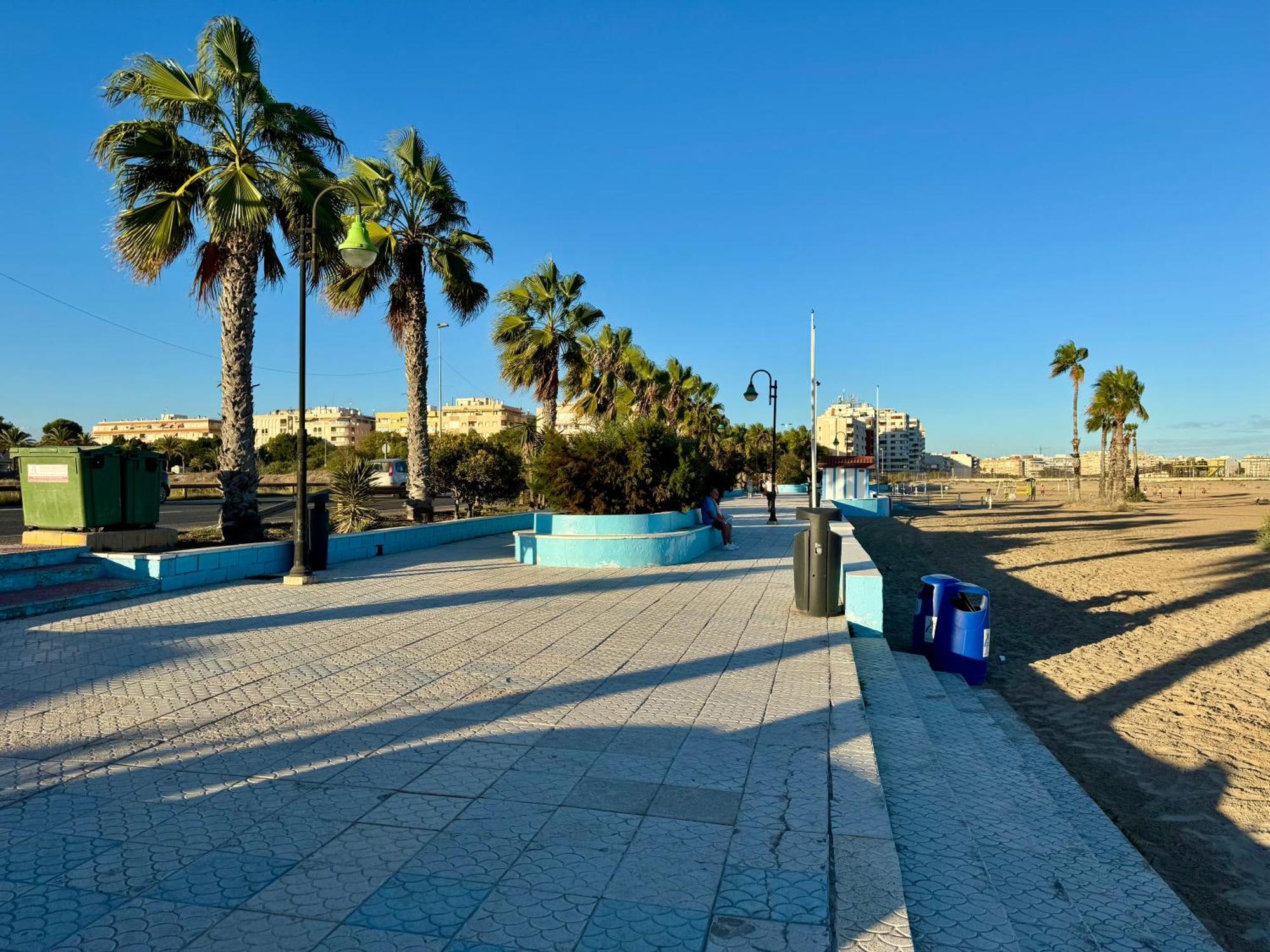 La Casa De Nicolas Torrevieja Buitenkant foto